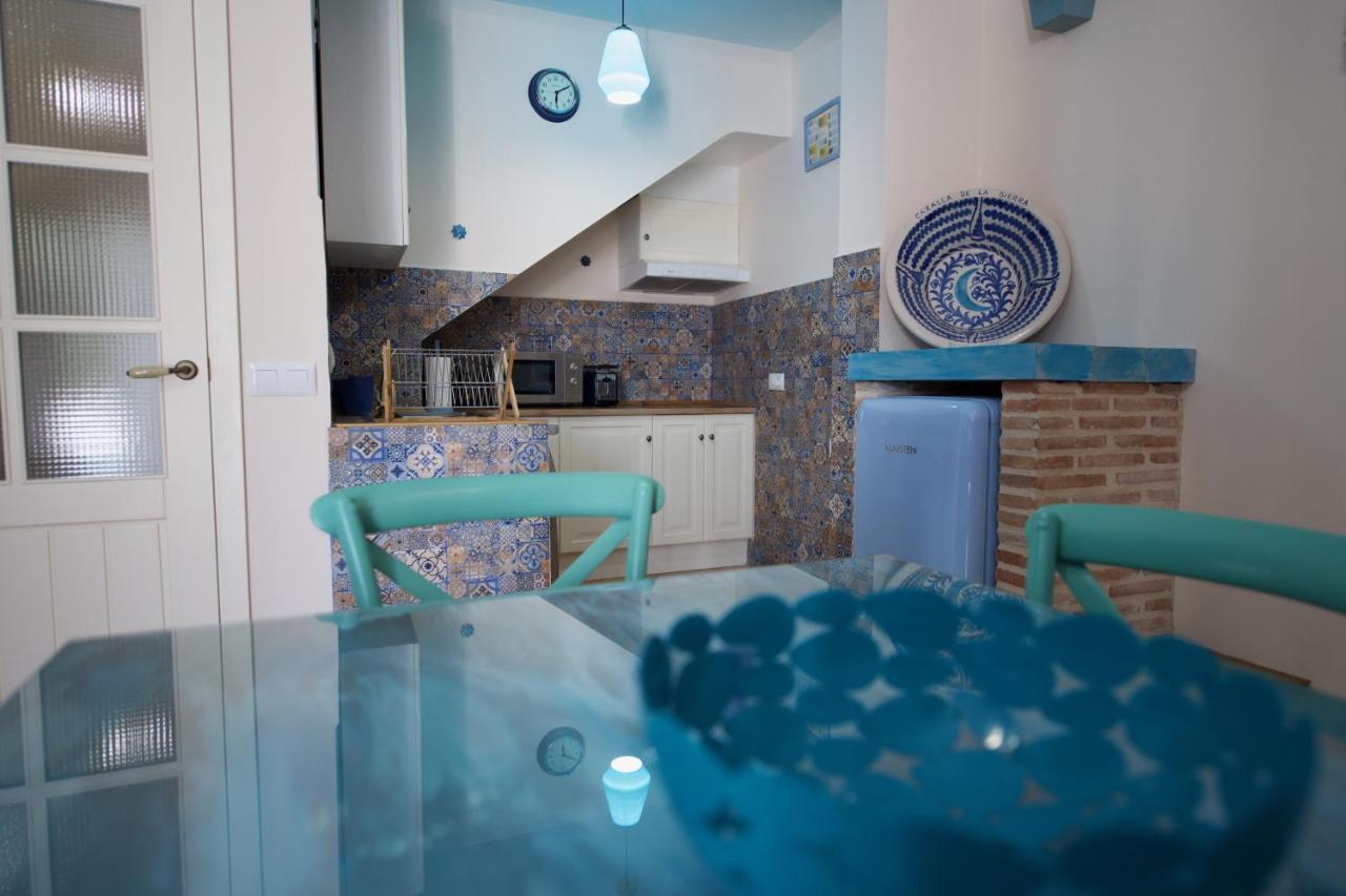 Casa Rural Blue Moon Guest House กาซาญา เดลา เซียร์รา ภายนอก รูปภาพ